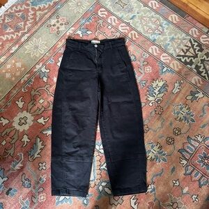NWOT Everlane black barrel pant size 4